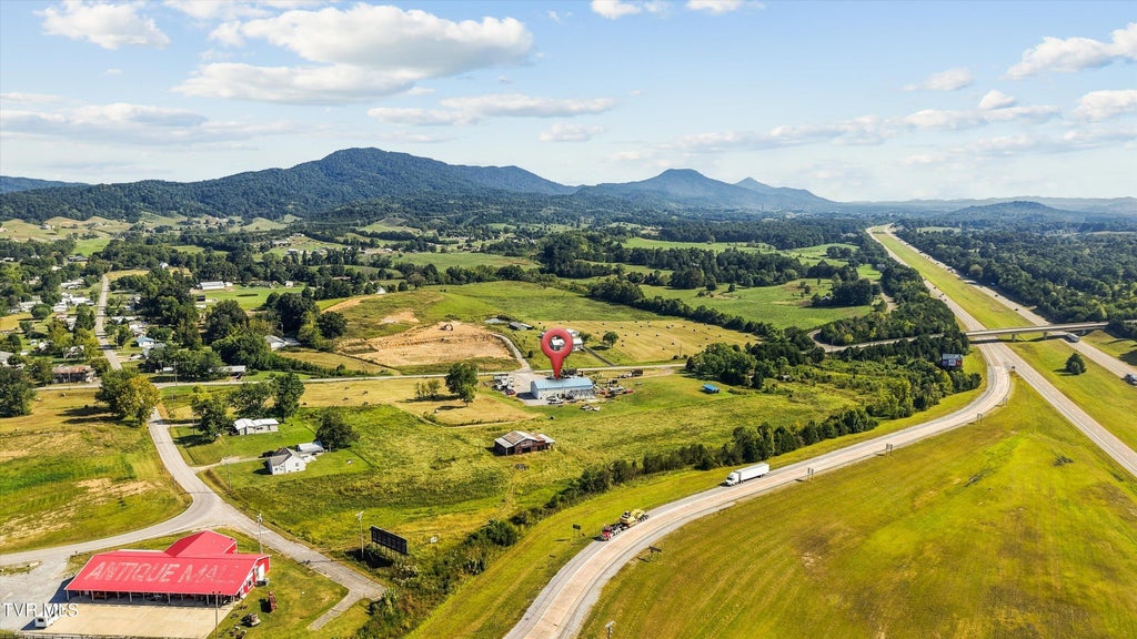 Photo of 803 Baileyton Main Street, Greeneville, TN 37745 (MLS # 10000935)