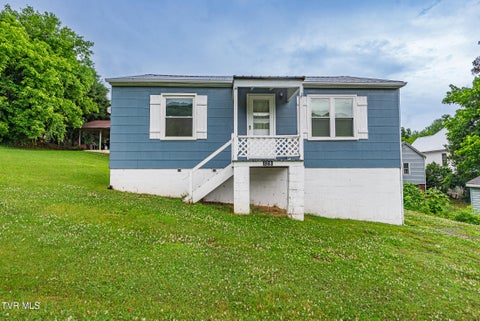 Homes For Sale - 128 Beacon Street<br/> Gate City, VA 24251