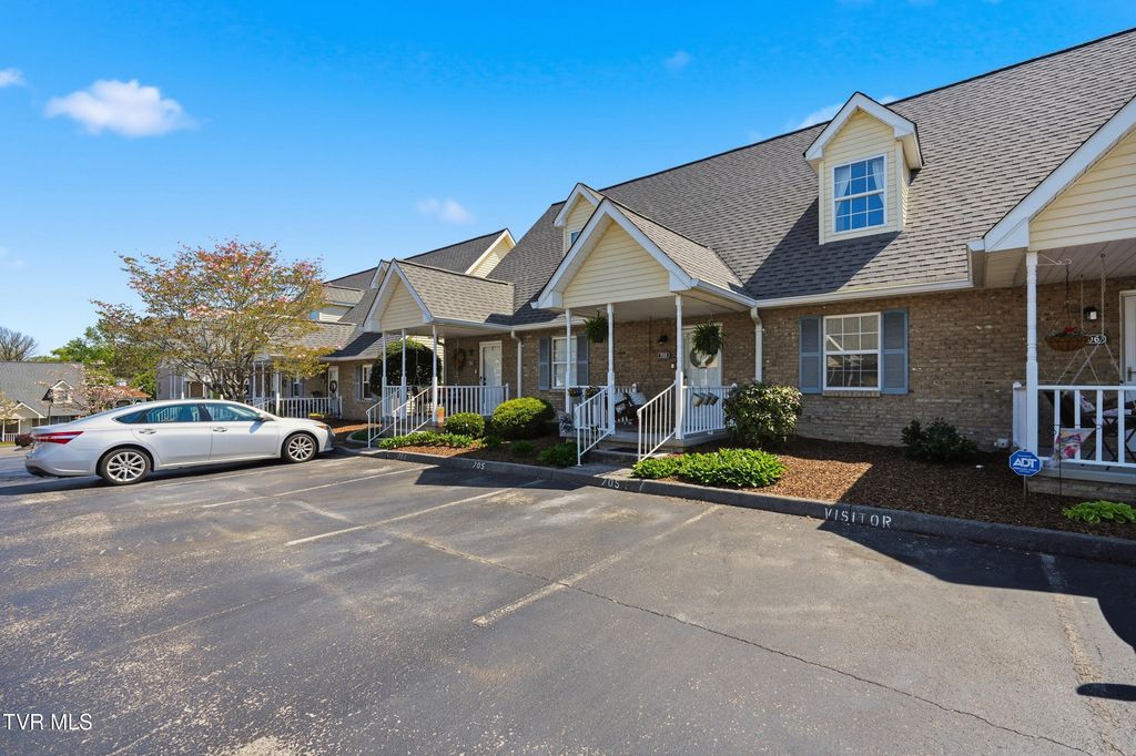 Photo of 705 Milton Court #705, Kingsport, TN 37664 (MLS # 9993949)