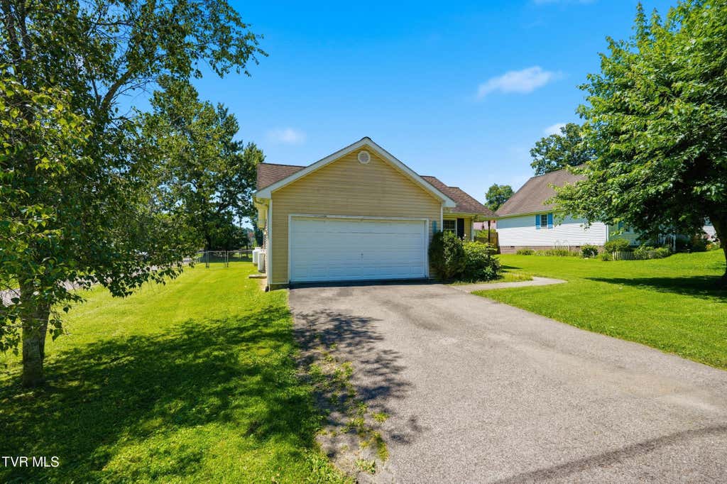 Photo of 108 Kelly Street, Wise, VA 24293 (MLS # 9999571)