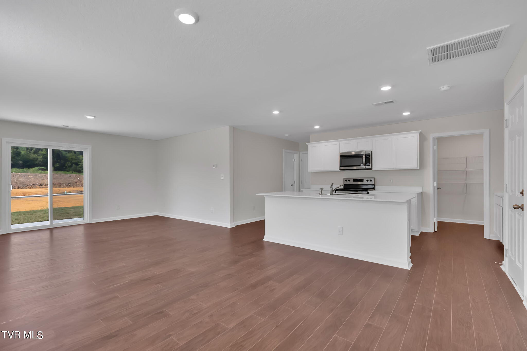 1130 Aspen Terrace, Greeneville, Tennessee image 2