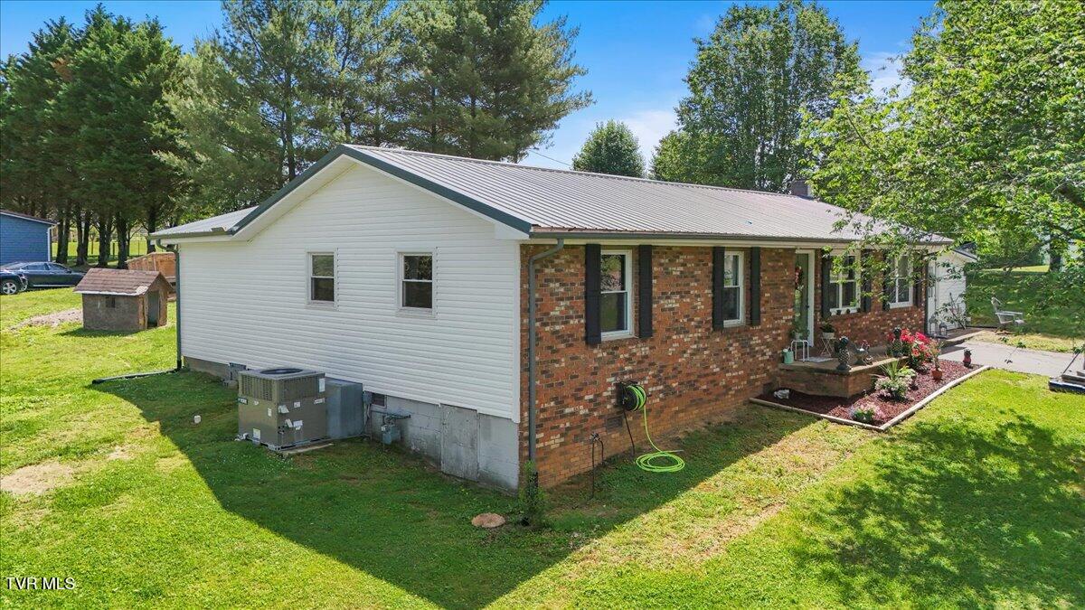 224 Dogwood Drive, Surgoinsville, Tennessee image 46