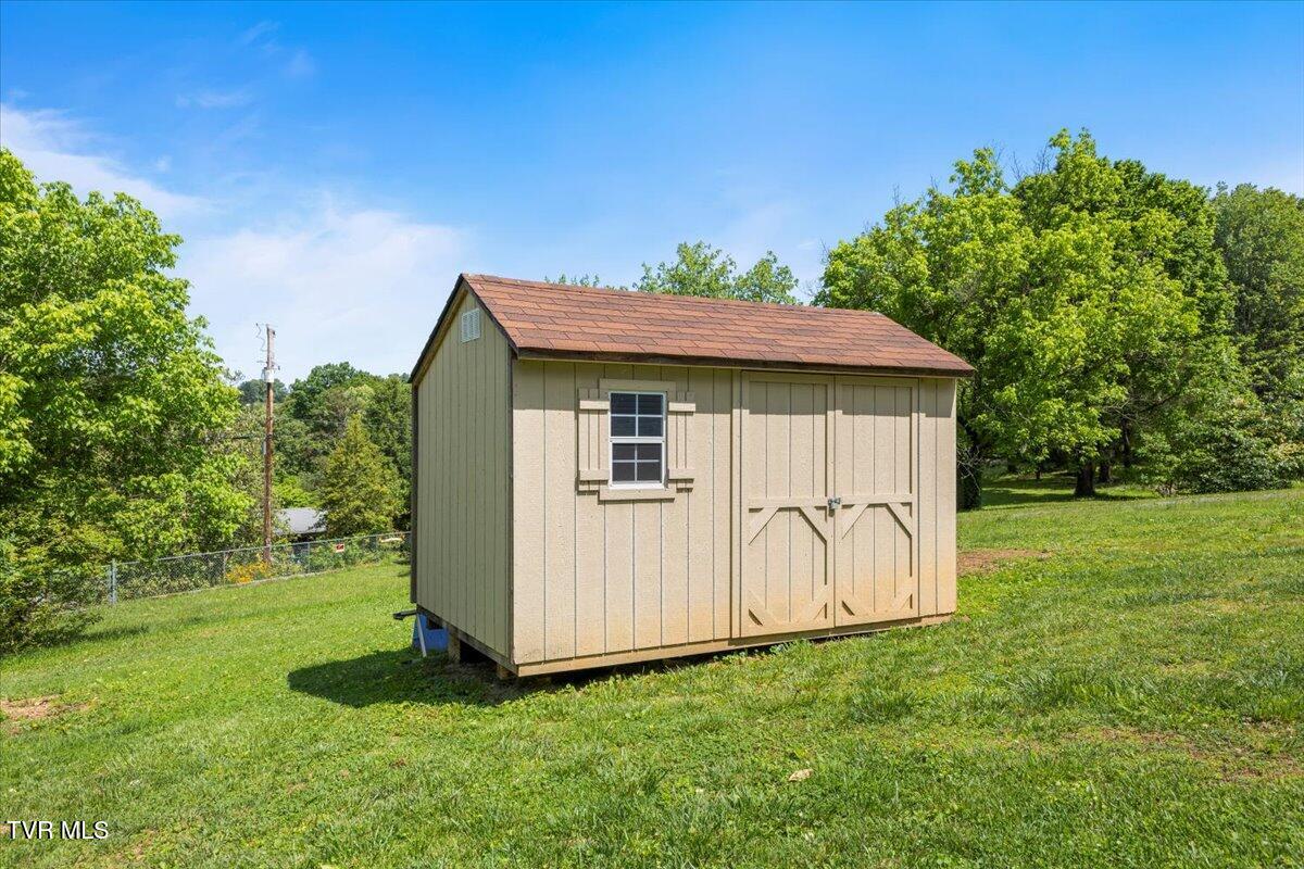 224 Dogwood Drive, Surgoinsville, Tennessee image 37