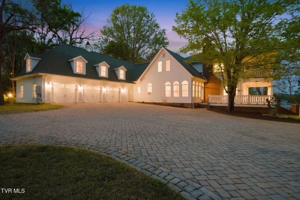 Photo of 133 Knob Creek Dock Road, Johnson City, TN 37601 (MLS # 9994355)