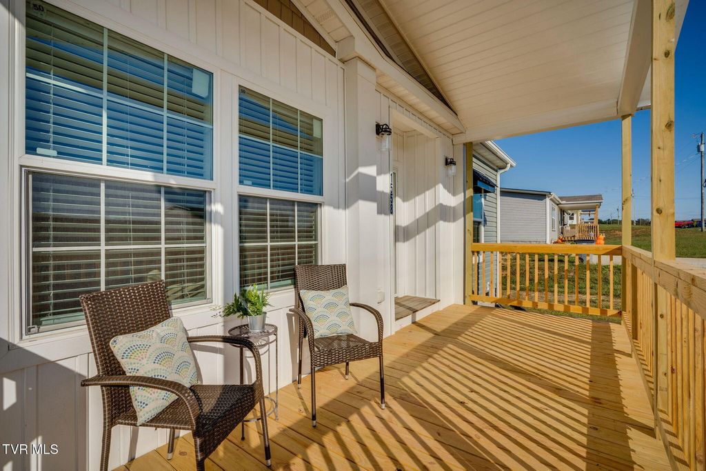 Photo of 1558 River Path, Morristown, TN 37813 (MLS # 9986872)