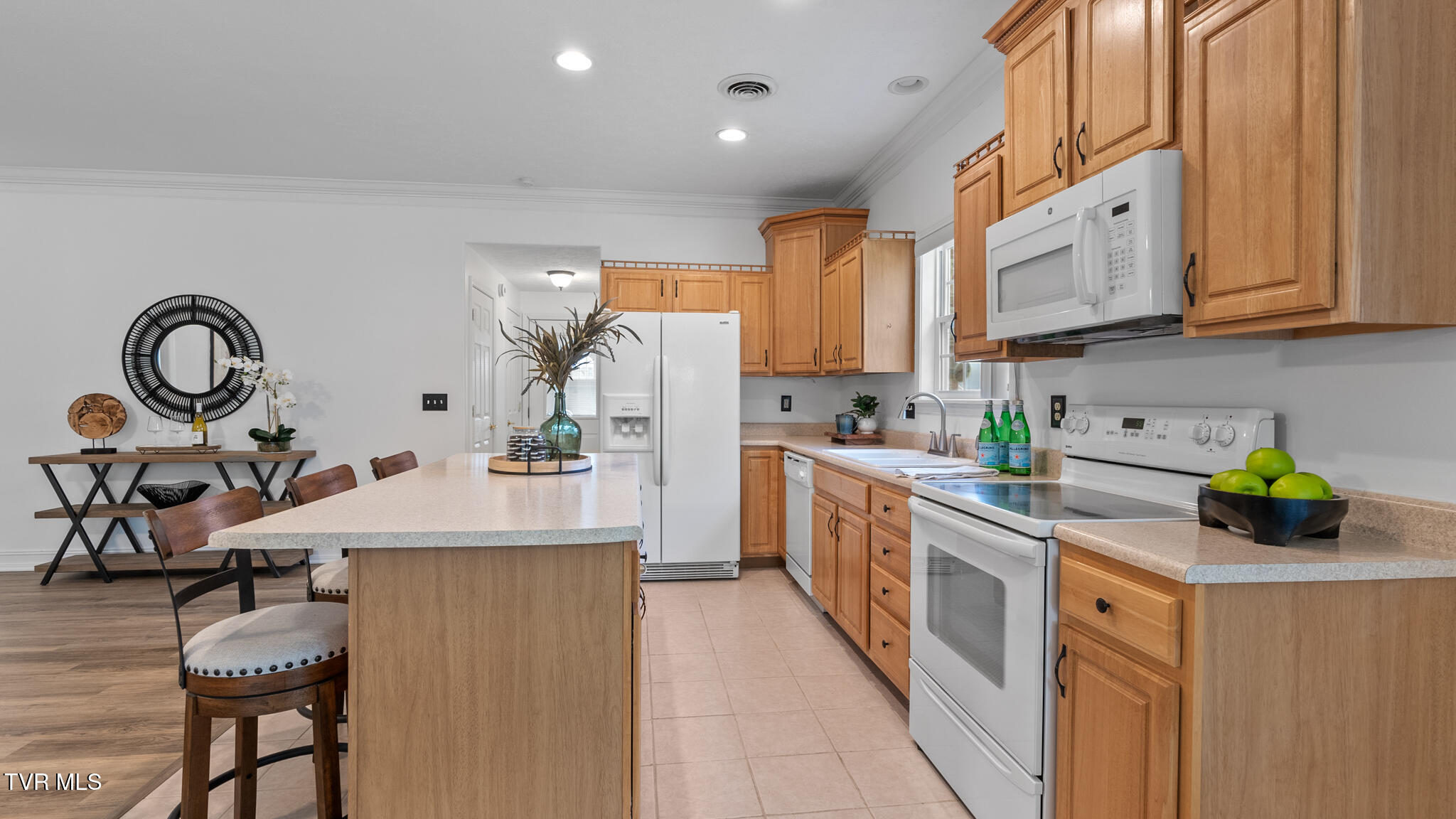 451 Lochmere Drive, Morristown, Tennessee image 8