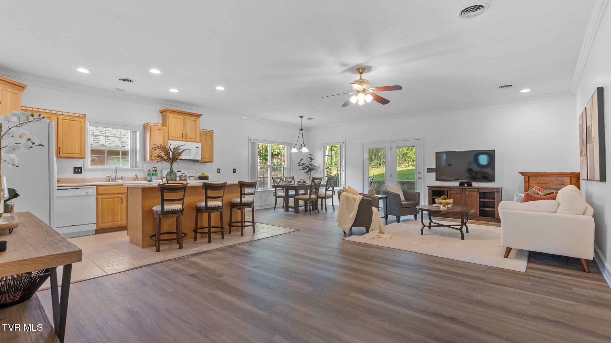 451 Lochmere Drive, Morristown, Tennessee image 4