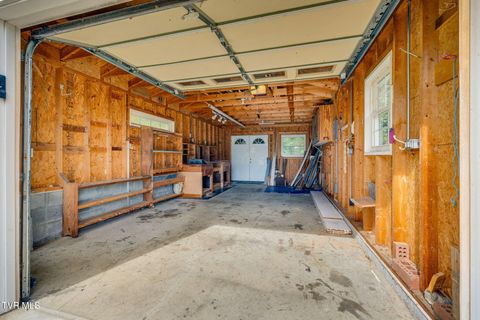 Tiny photo for 434 Meadow Lark Street, Weber City, VA 24290 (MLS # 9986440)