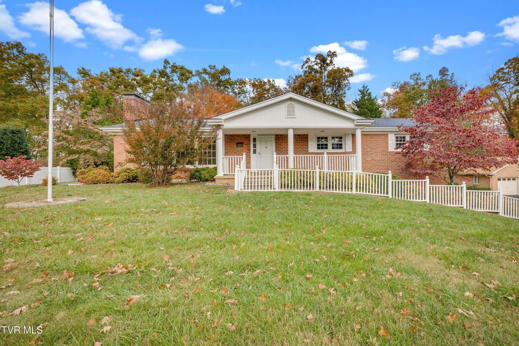 Photo of 2460 Wildwood Drive, Kingsport, TN 37660 (MLS # 9987786)