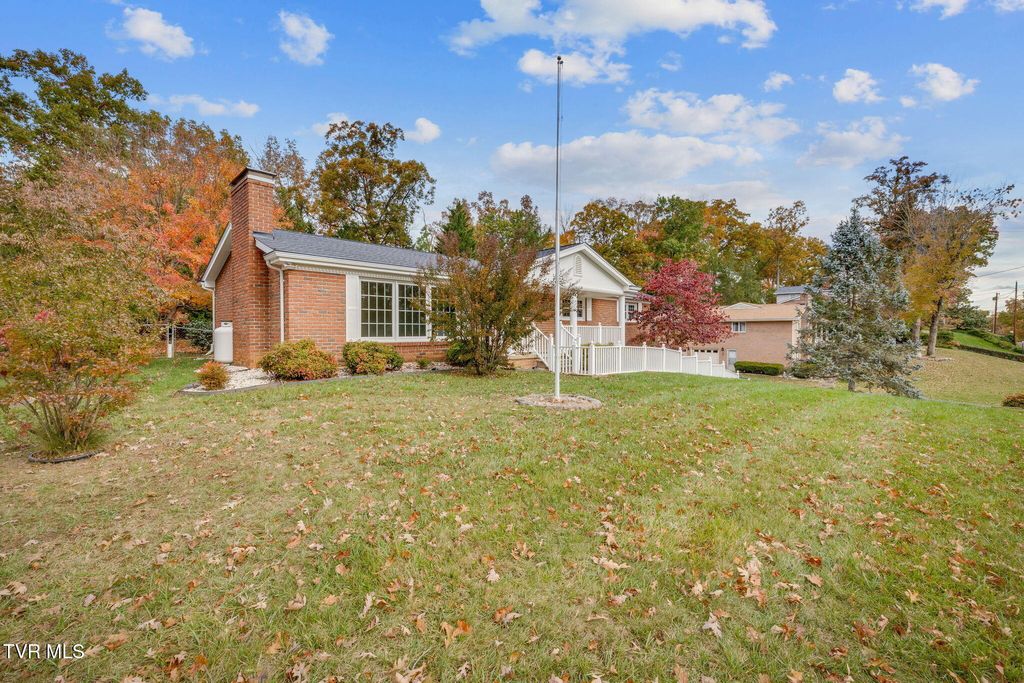 Photo of 2460 Wildwood Drive, Kingsport, TN 37660 (MLS # 9987786)
