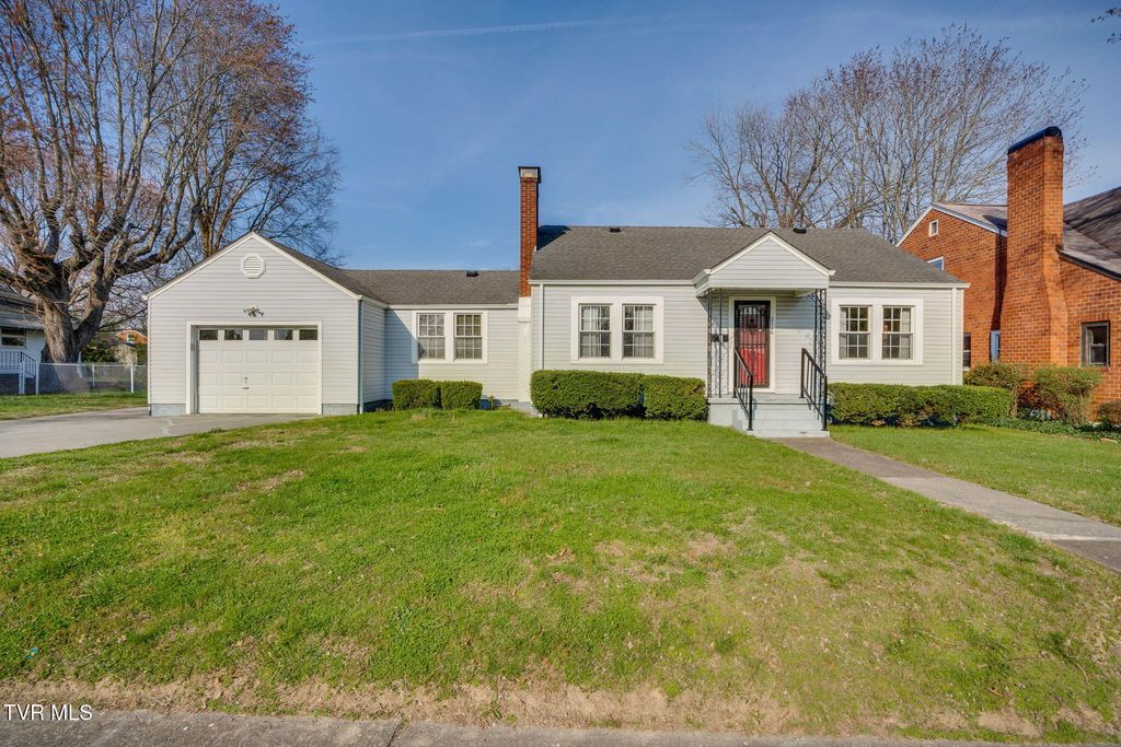 Photo of 2716 Linden Road, Kingsport, TN 37664 (MLS # 9993038)