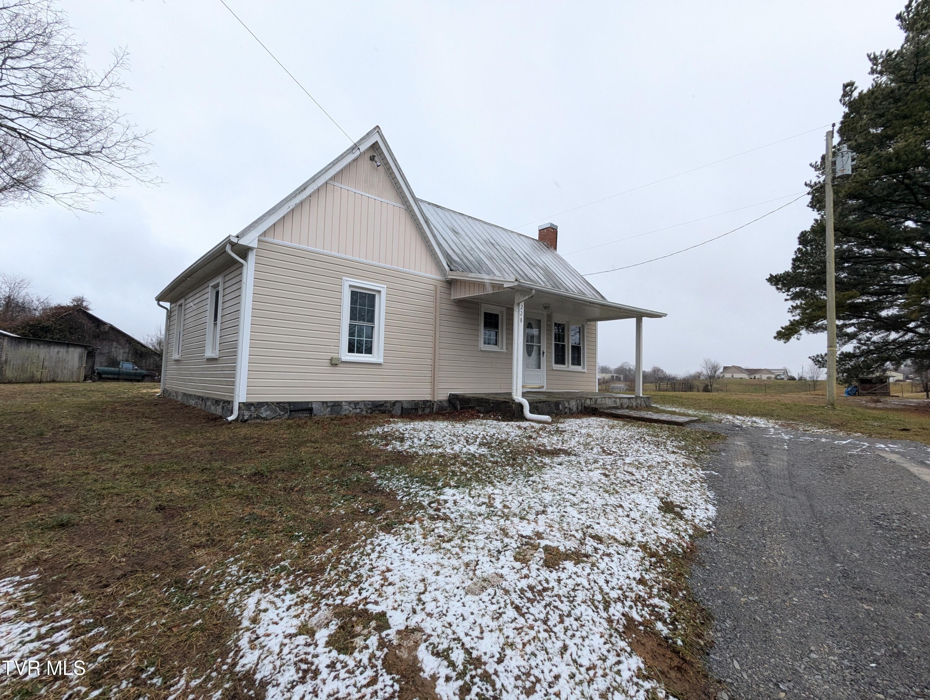 228 Mae Mckee Road, Chuckey, Tennessee image 18