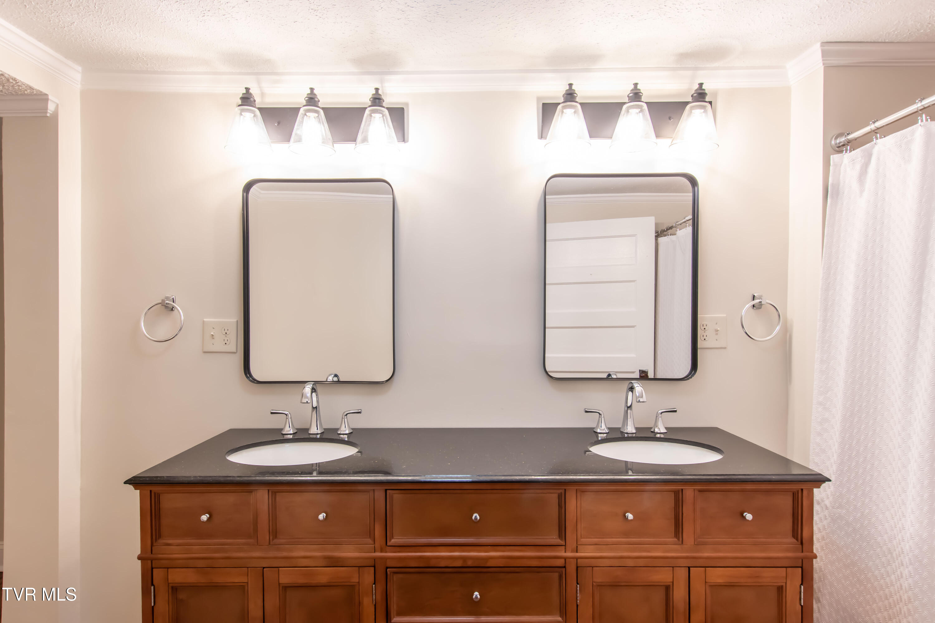 215 Williams Street, Abingdon, Virginia image 3