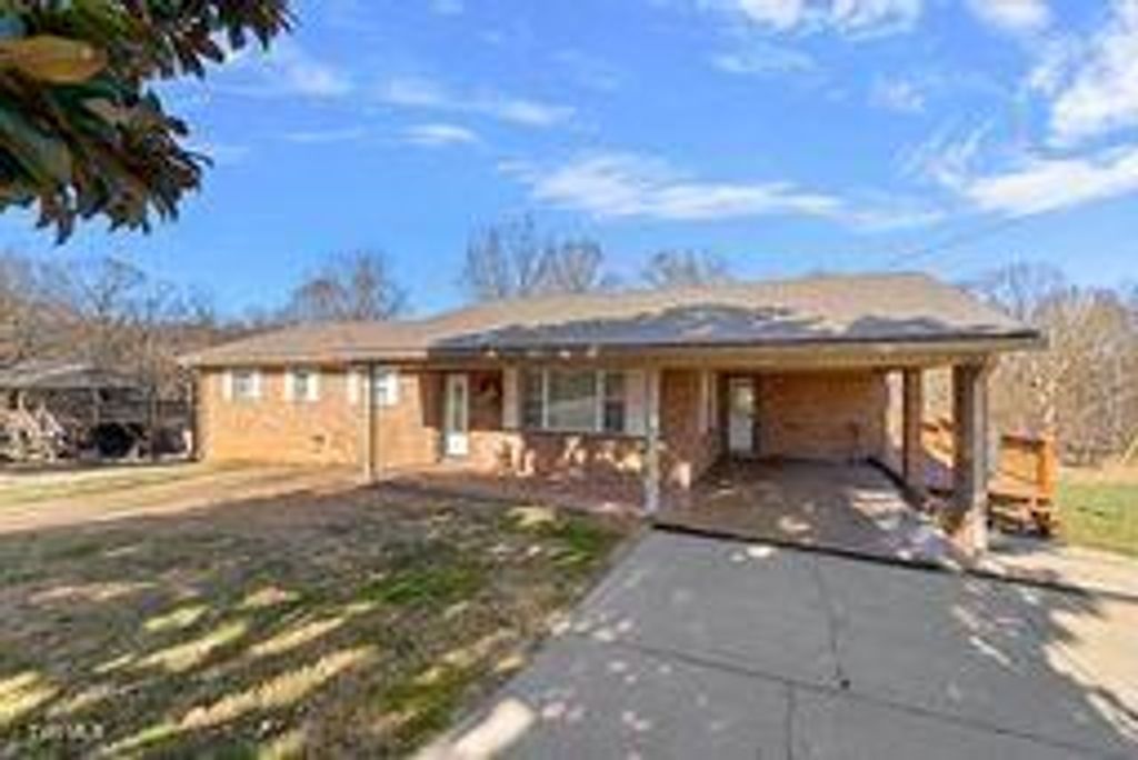 Photo of 6009 Fall Creek Dock Road Rd, Russellville, TN 37860 (MLS # 9990506)