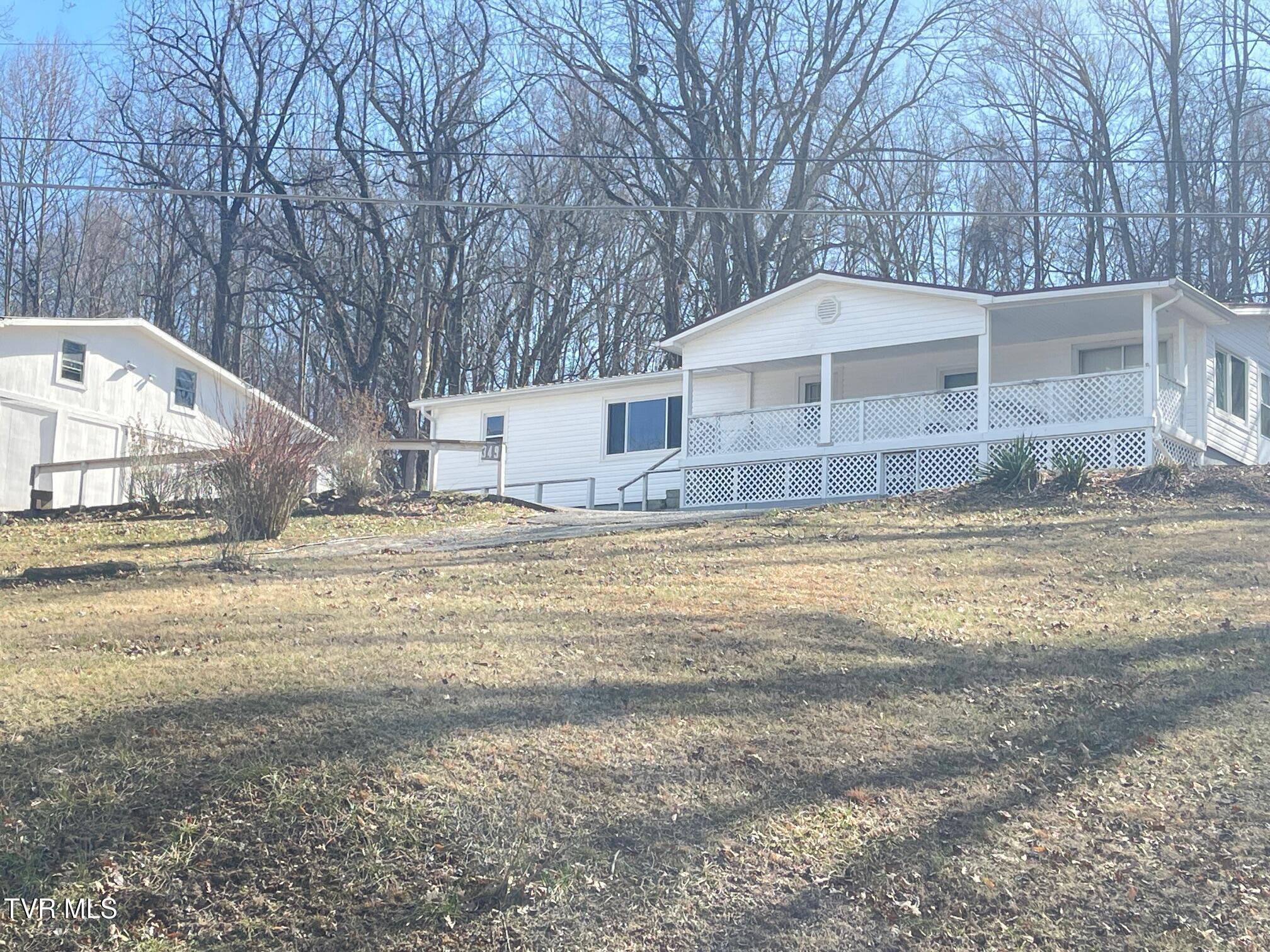 349 Baywood Drive, Piney Flats, Tennessee image 1