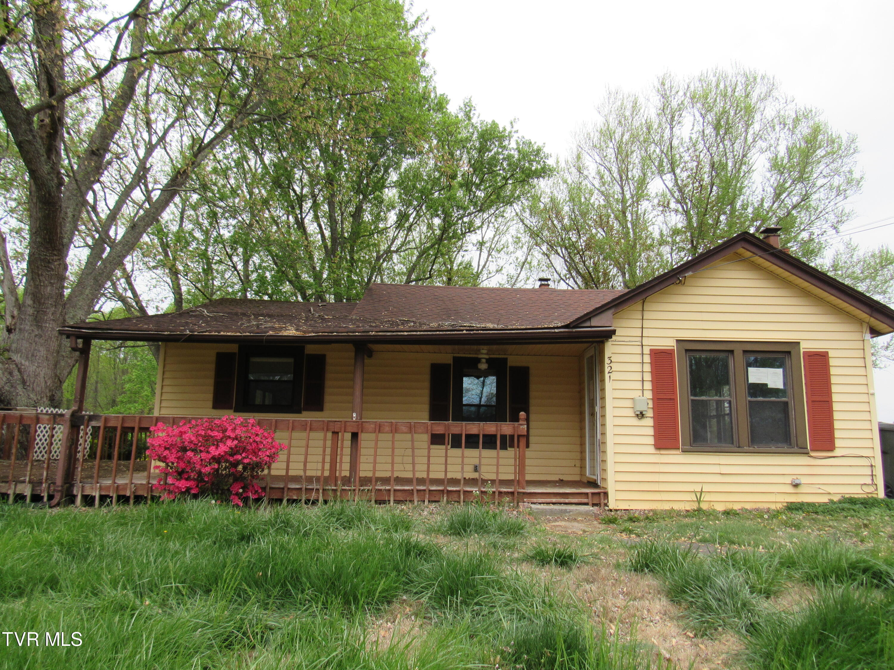 Photo 1 of 39 — 321 Headtown Road, Jonesborough, TN 37659