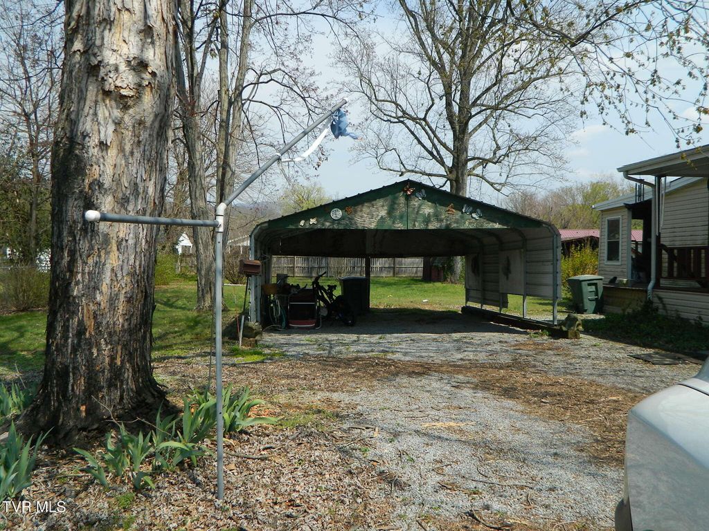 Photo of Tbd Bravo Street #Lot 6, Elizabethton, TN 37643 (MLS # 9992762)