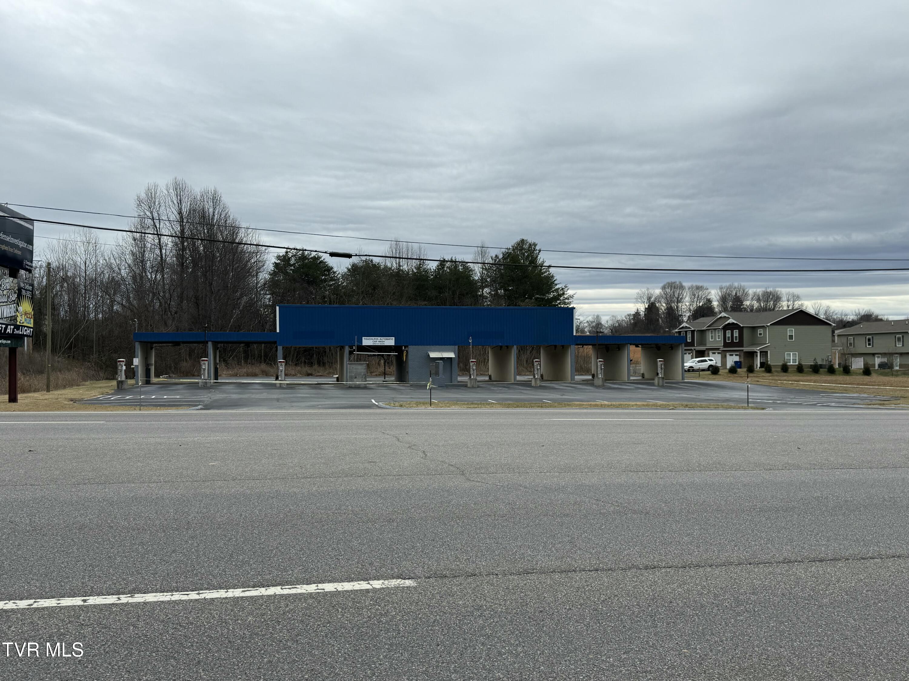 1300 East Jackson Boulevard