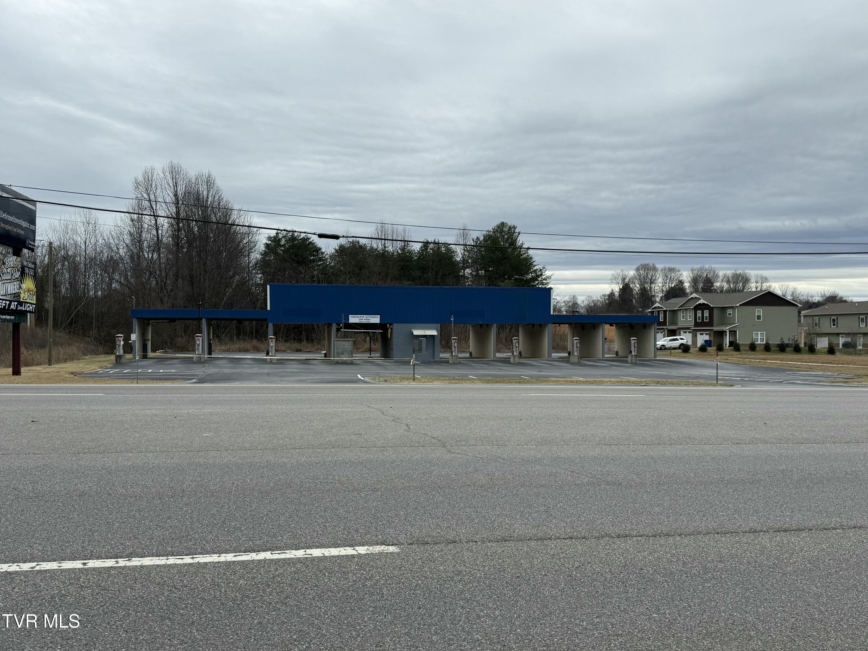 1300 East Jackson Boulevard