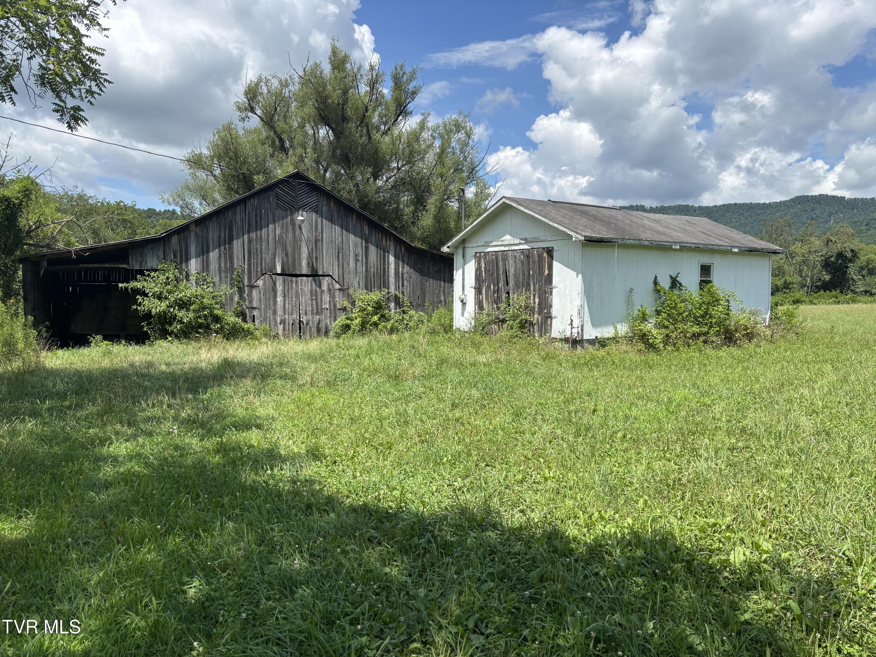 2558 South Shady Street