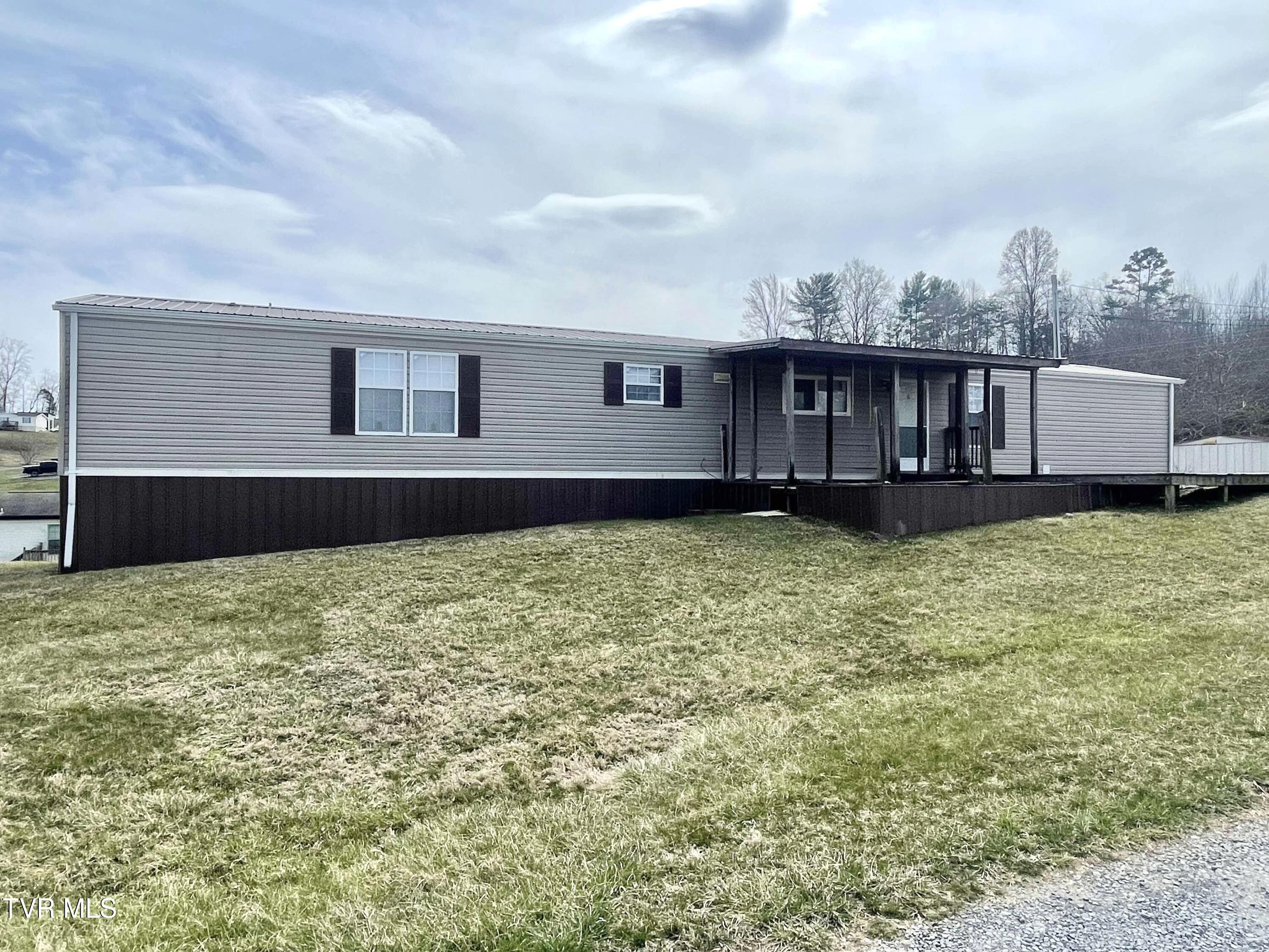233 Emmitt Allen Farm Road, Jonesville, Virginia image 1