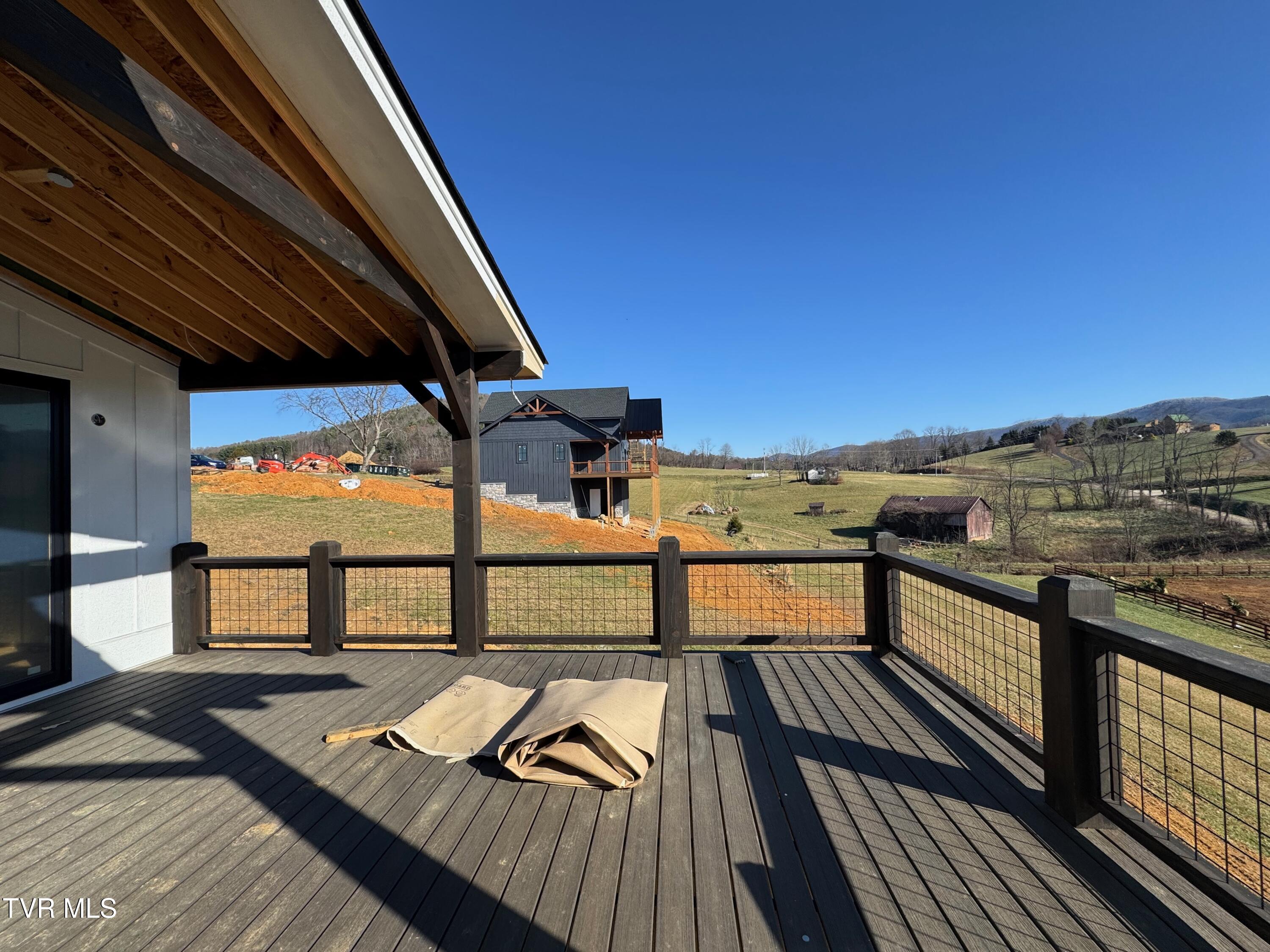 190 Farmhouse Village Trail, Butler, Tennessee image 10