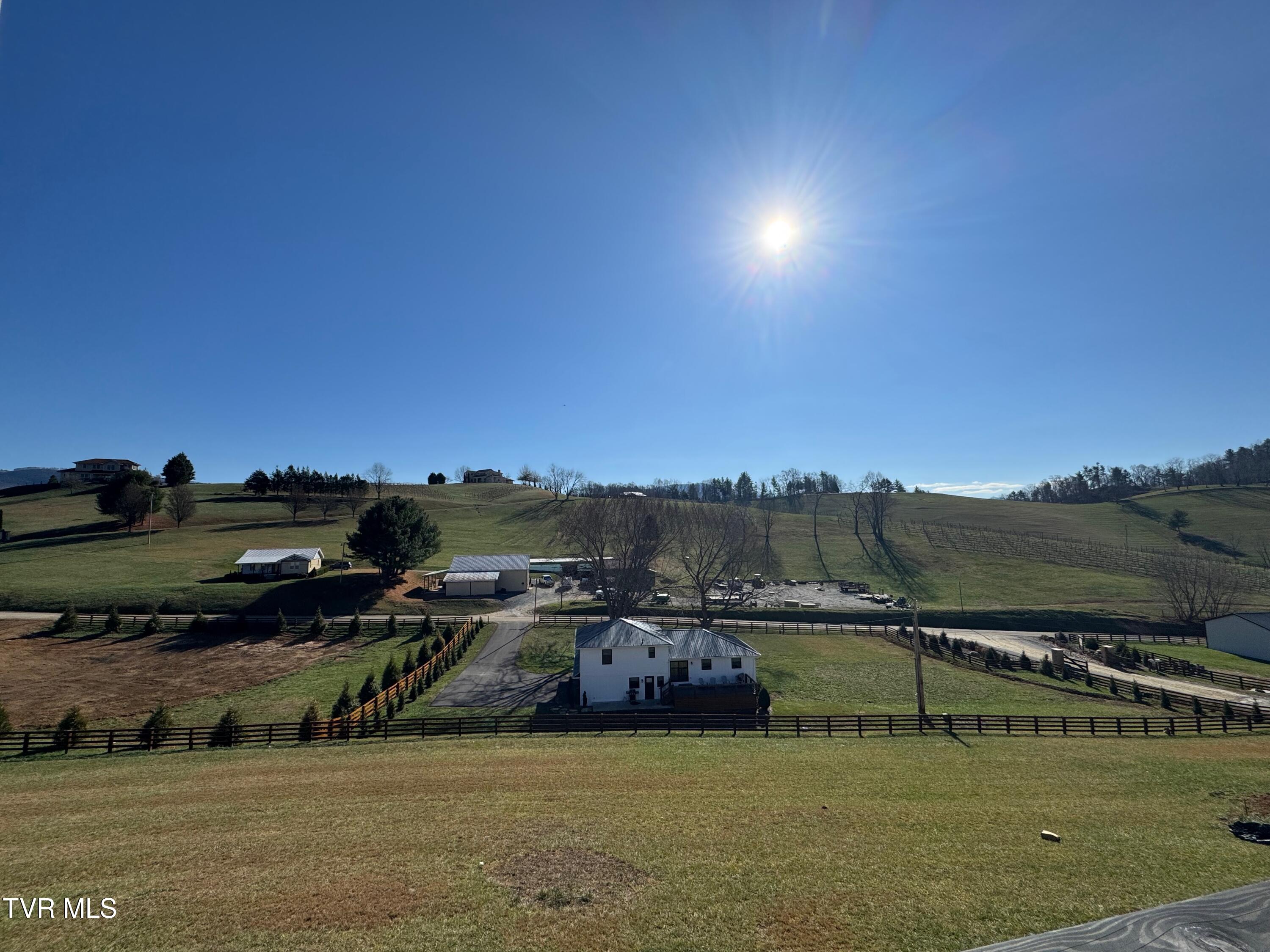 190 Farmhouse Village Trail, Butler, Tennessee image 11