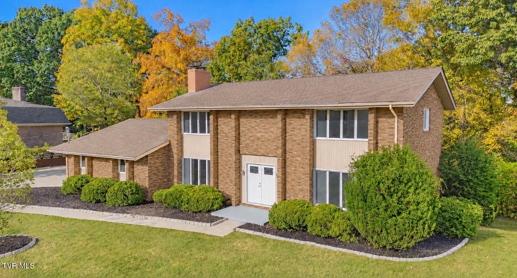 Photo of 2616 Suffolk Street, Kingsport, TN 37660 (MLS # 10002565)