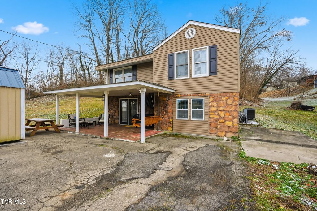 Photo of 664 Page Street, Bristol, VA 24201 (MLS # 9994787)