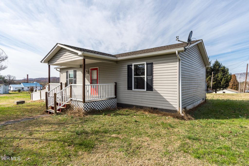 Photo of 107 2nd Street, Watauga, TN 37694 (MLS # 9988304)