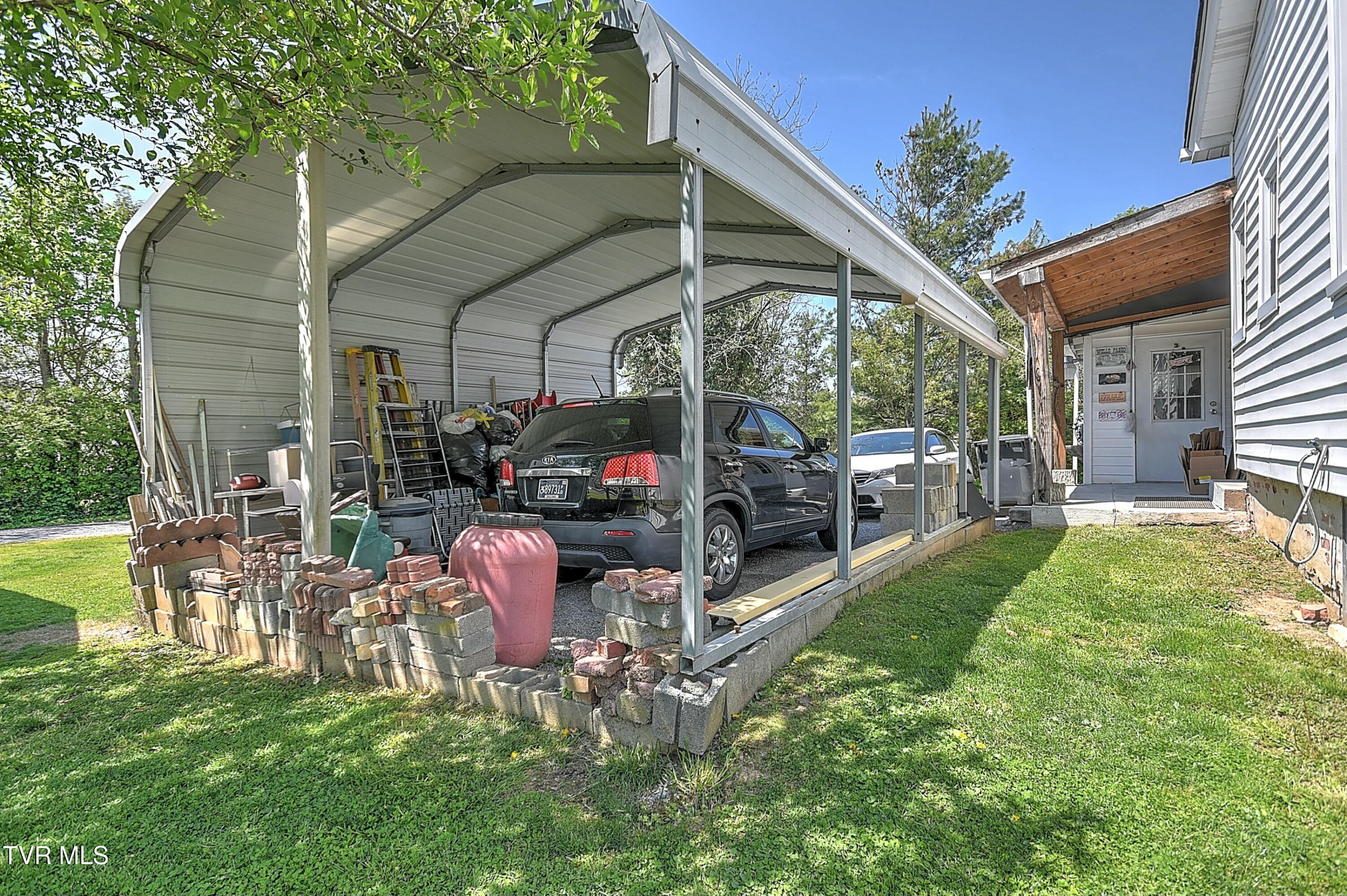 908 Weaver Pike, Bristol, Tennessee image 13