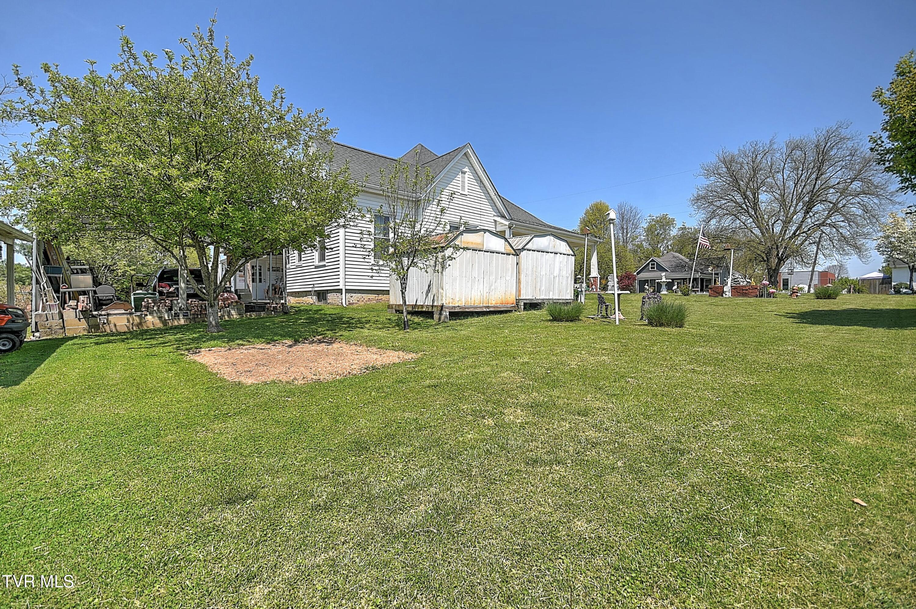 908 Weaver Pike, Bristol, Tennessee image 12