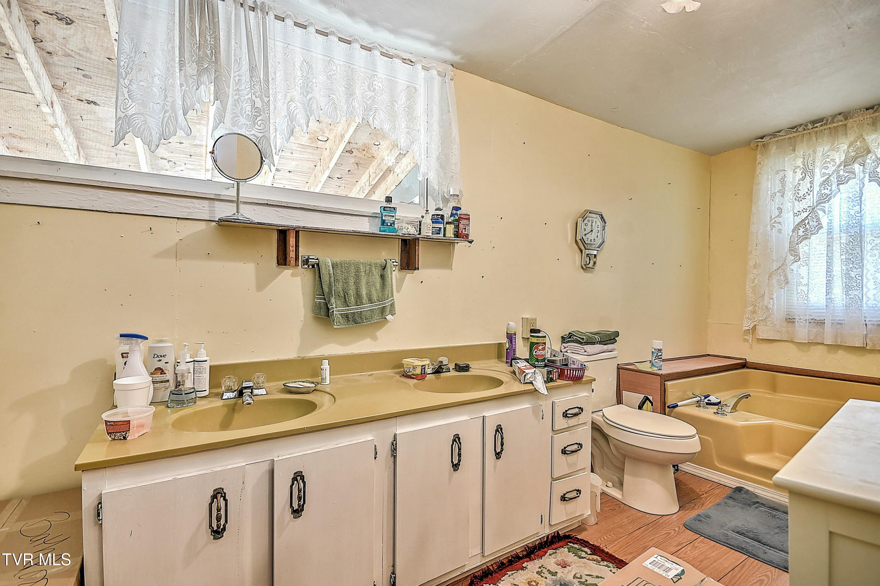 908 Weaver Pike, Bristol, Tennessee image 29