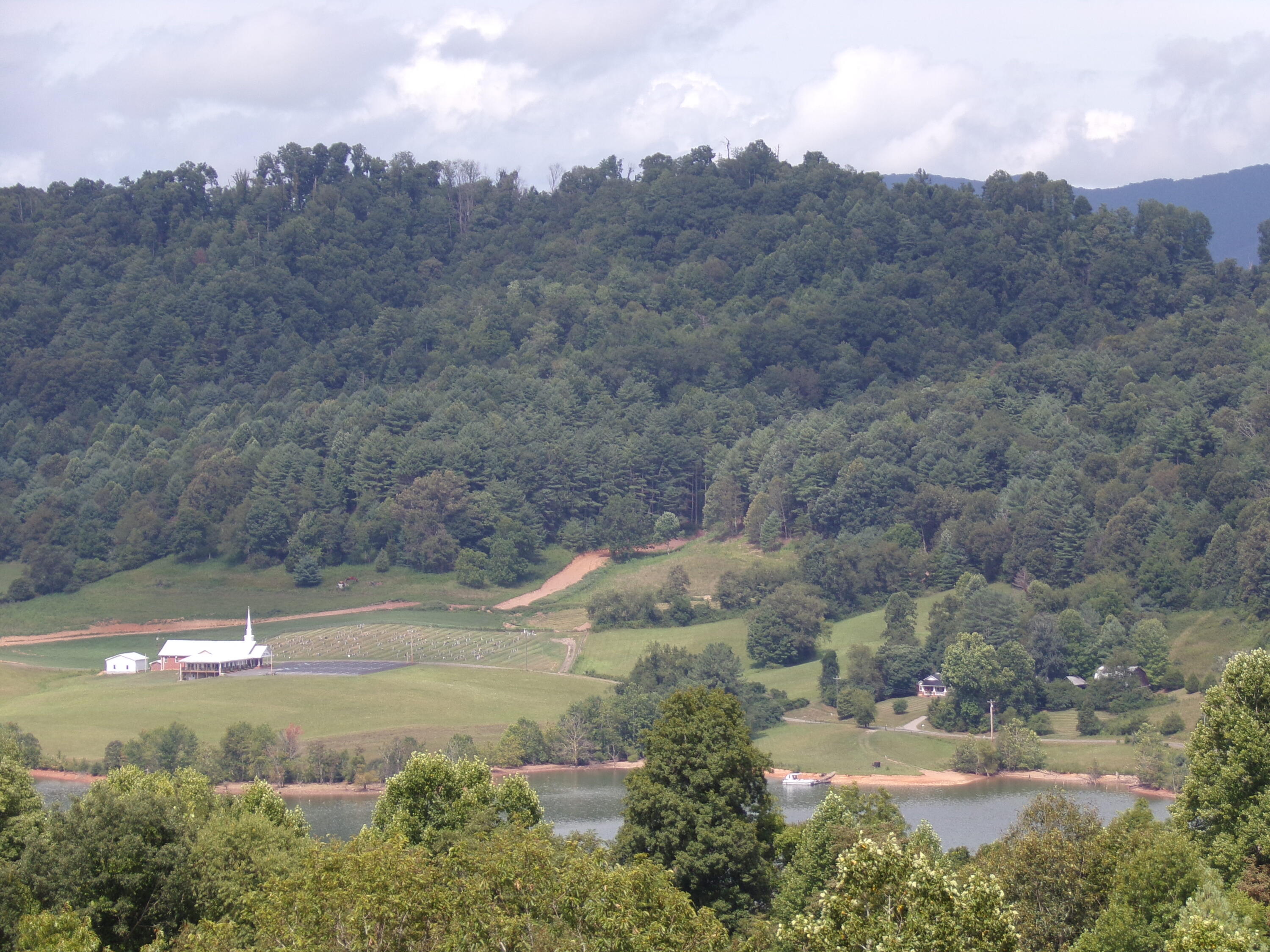 Lot 13 Lake Ridge Subdivision, Butler, Tennessee image 6