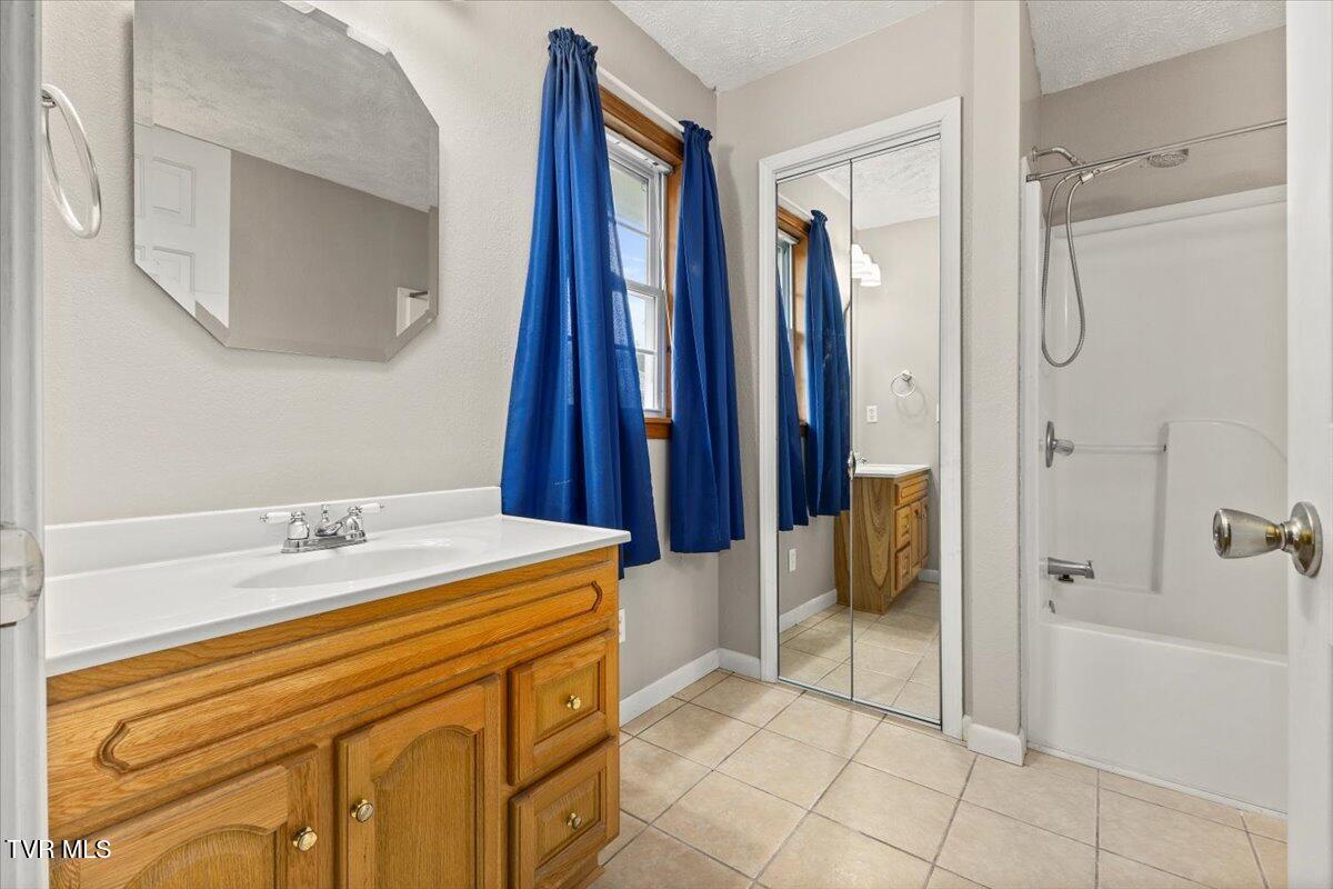 1301 Slimp Branch Road, Mountain City, Tennessee image 31
