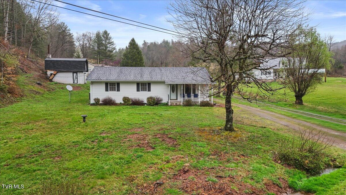 1301 Slimp Branch Road, Mountain City, Tennessee image 7