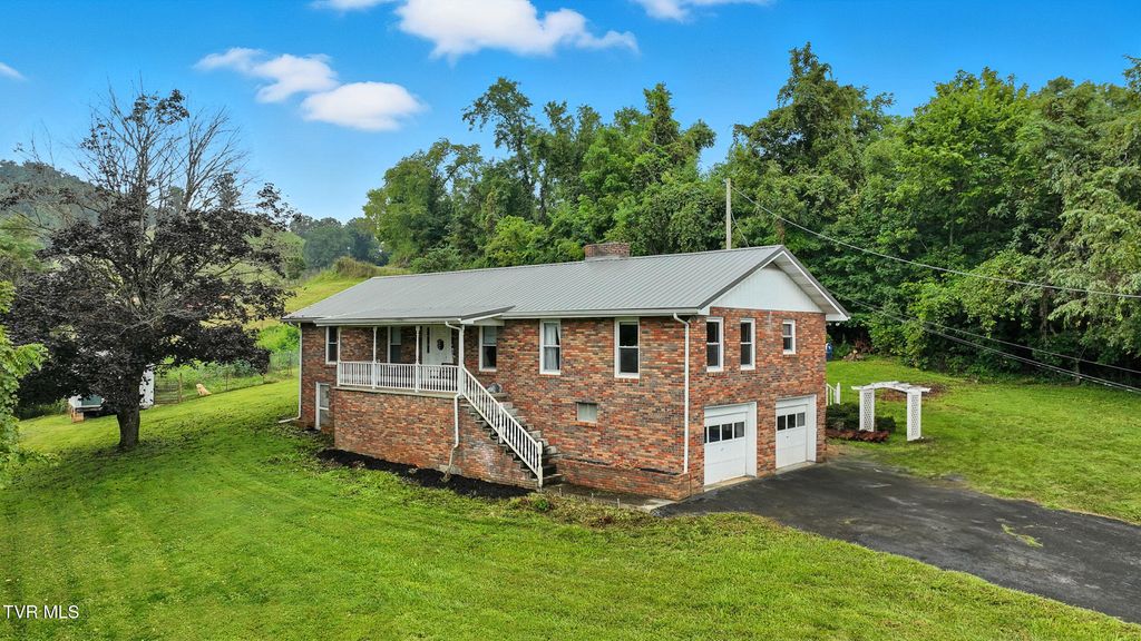 Photo of 3118 Ervintown Road, Castlewood, VA 24224 (MLS # 9984817)