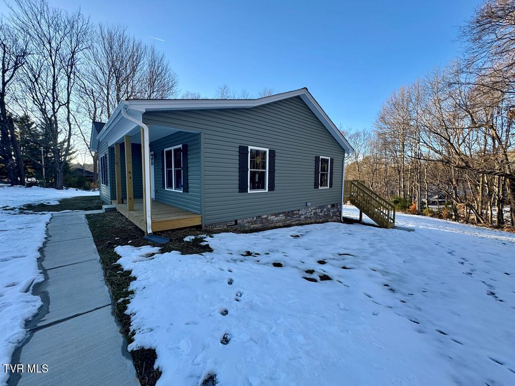 639 Mill Creek Road, Chilhowie, Virginia image 2