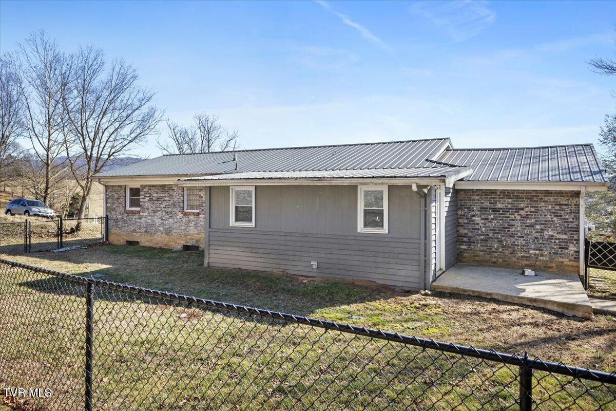 407 Pine Ridge Road Road, Bluff City, Tennessee image 33
