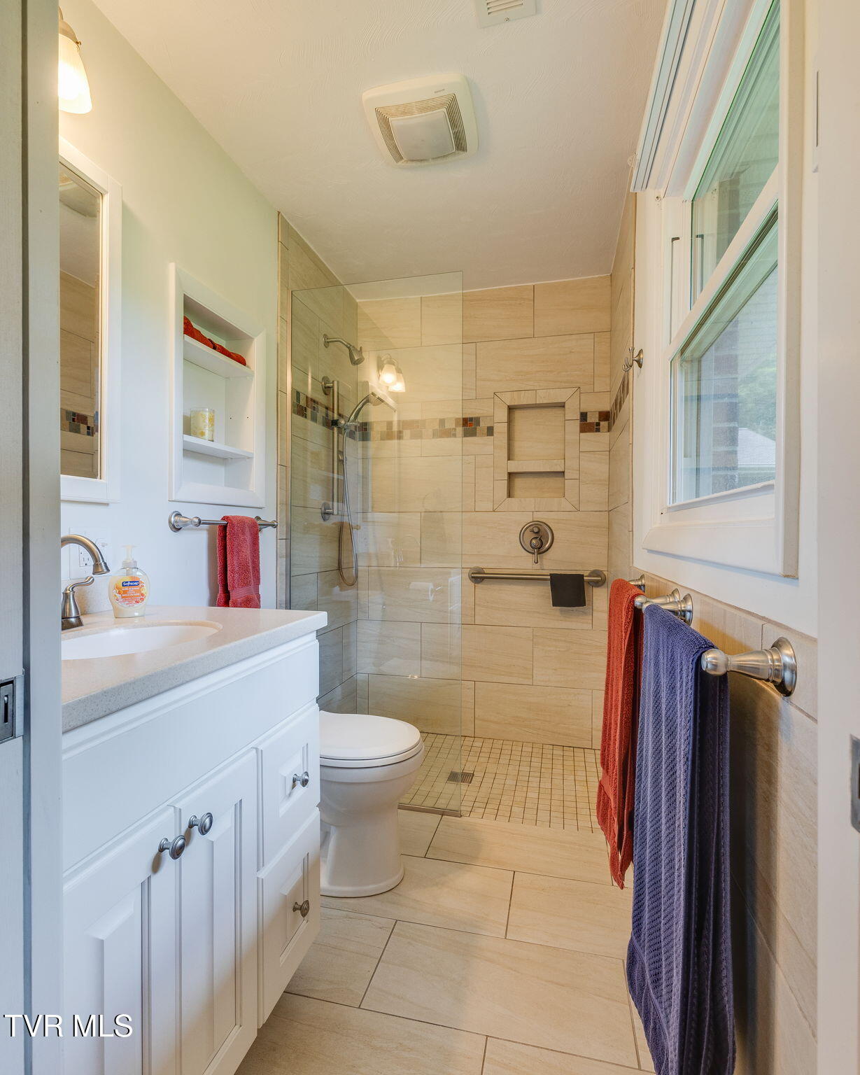 632 Cox Hollow Road, Kingsport, Tennessee image 18