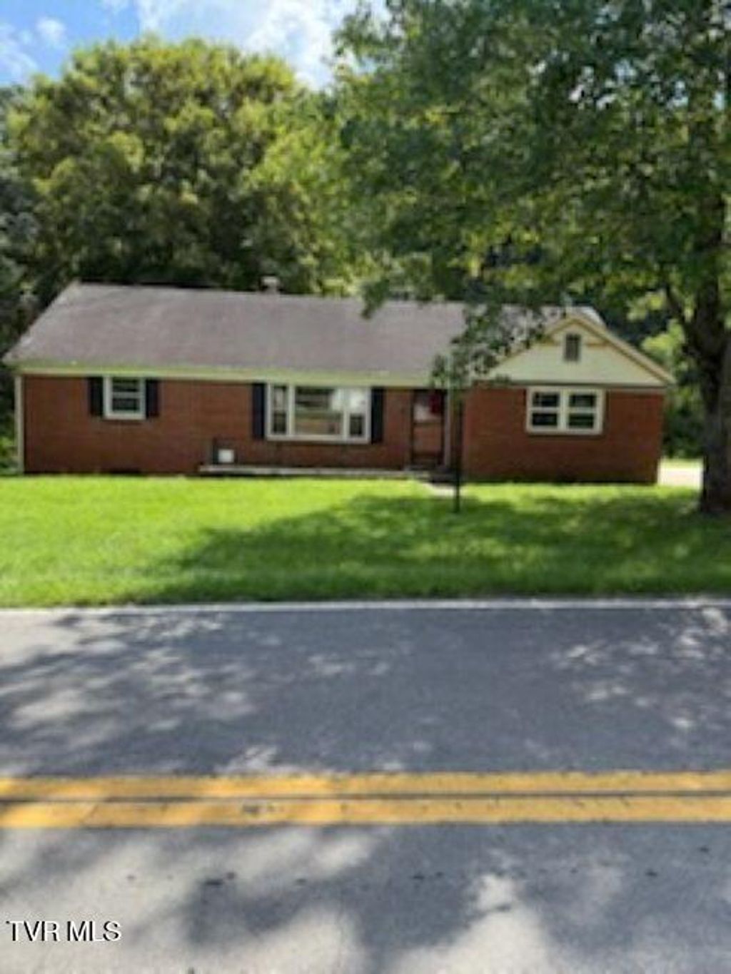 Photo of 468 Burem Road, Rogersville, TN 37857 (MLS # 9984877)