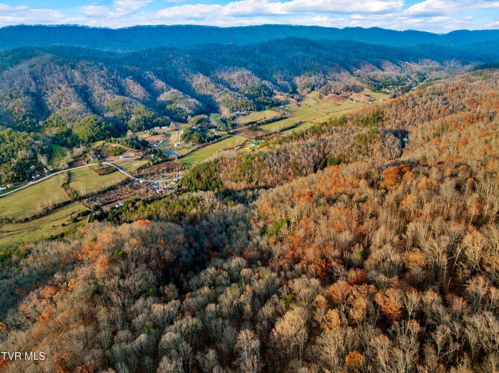 Photo of Tbd Panther Creek Road, Sneedville, TN 37869 (MLS # 9988668)