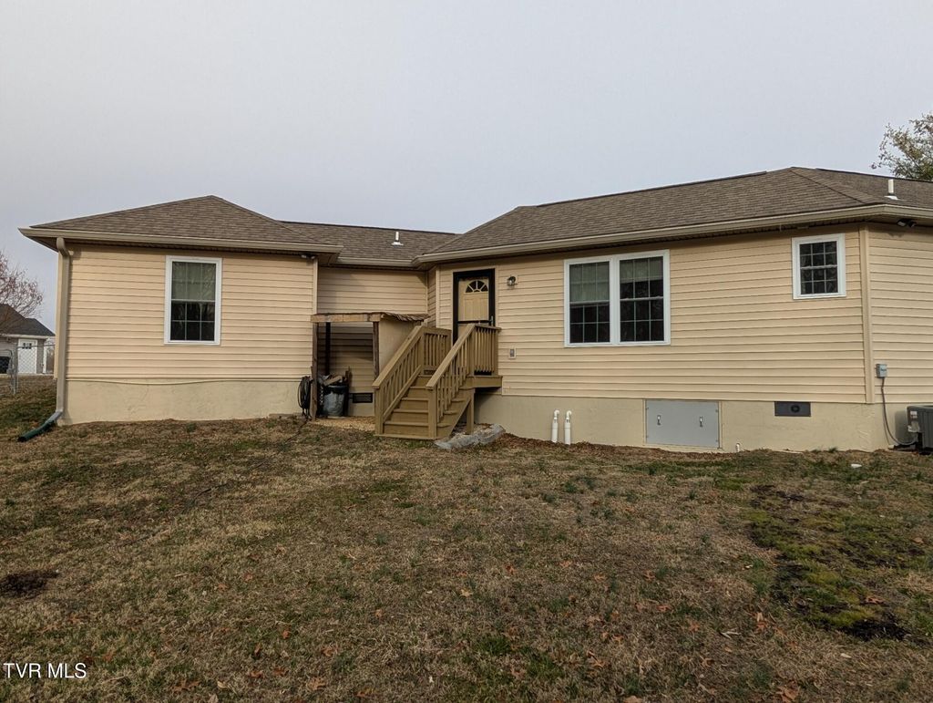 Photo of 220 Crockett Timbers Road, Limestone, TN 37681 (MLS # 9990730)