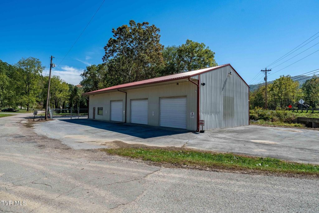 Photo of 937 Rhea Road, Mountain City, TN 37683 (MLS # 9986588)