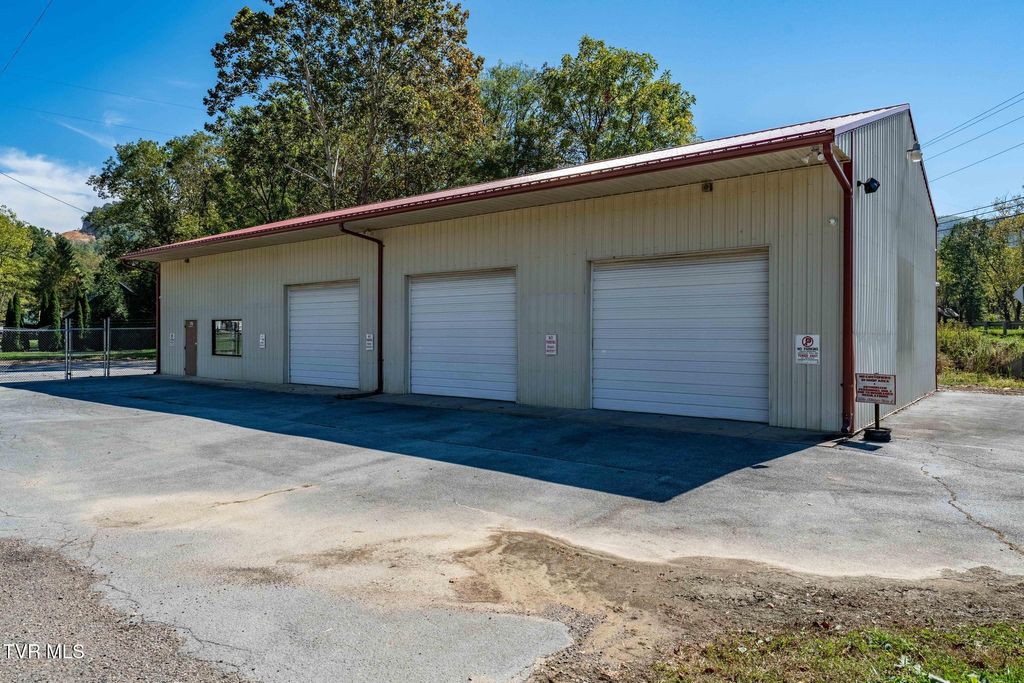 Photo of 937 Rhea Road, Mountain City, TN 37683 (MLS # 9986588)