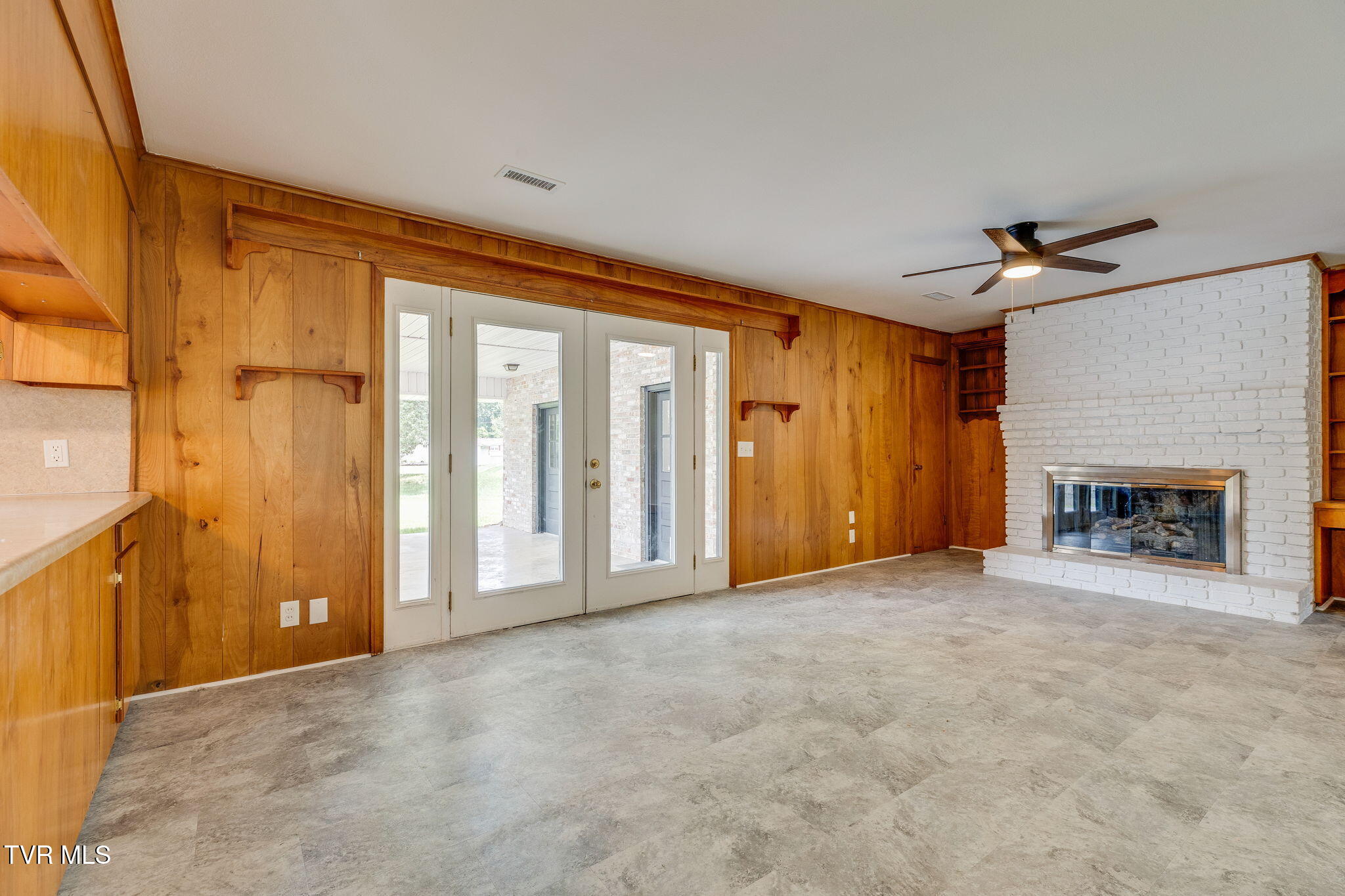 524 Robindale Lane, Kingsport, Tennessee image 15