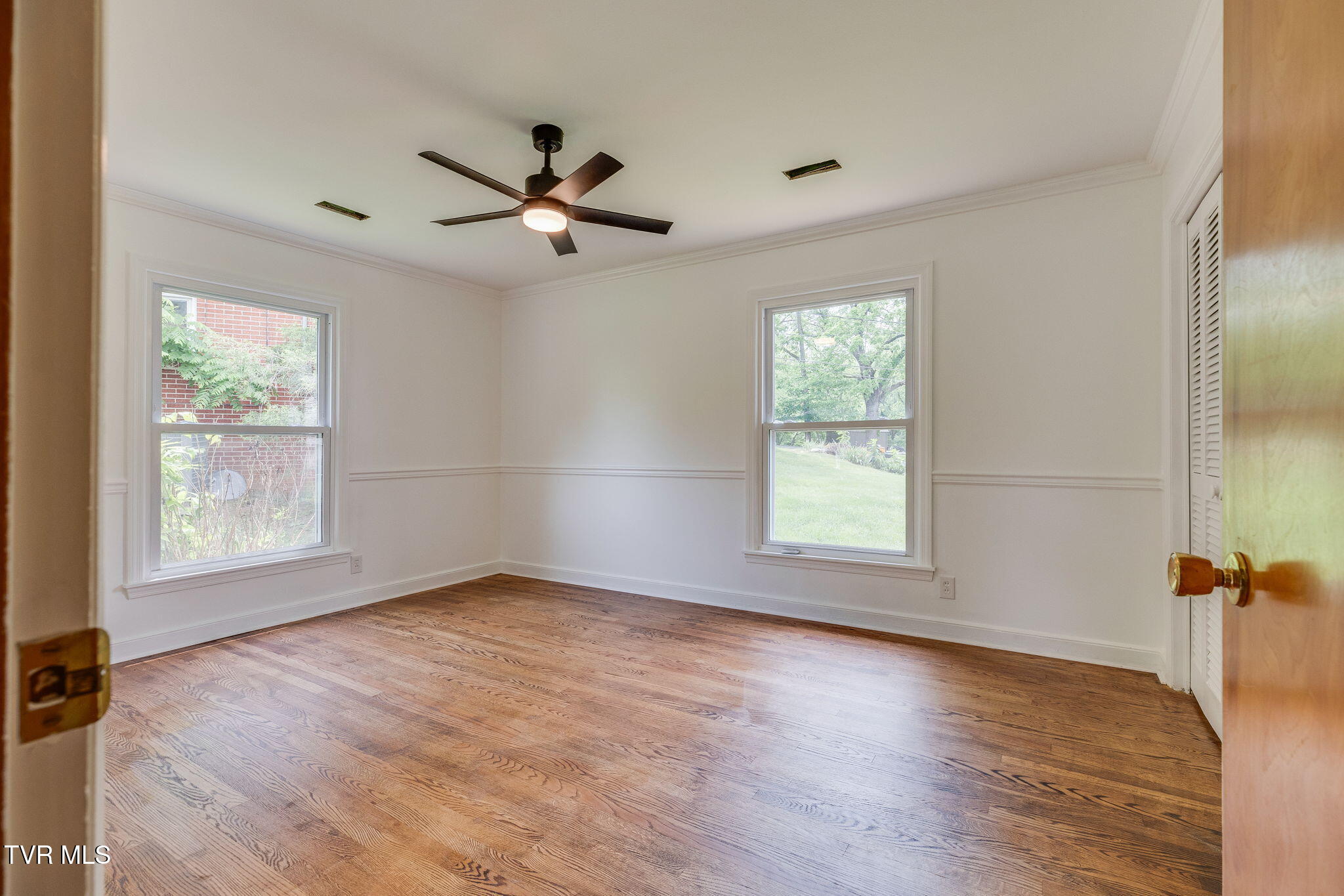 524 Robindale Lane, Kingsport, Tennessee image 21