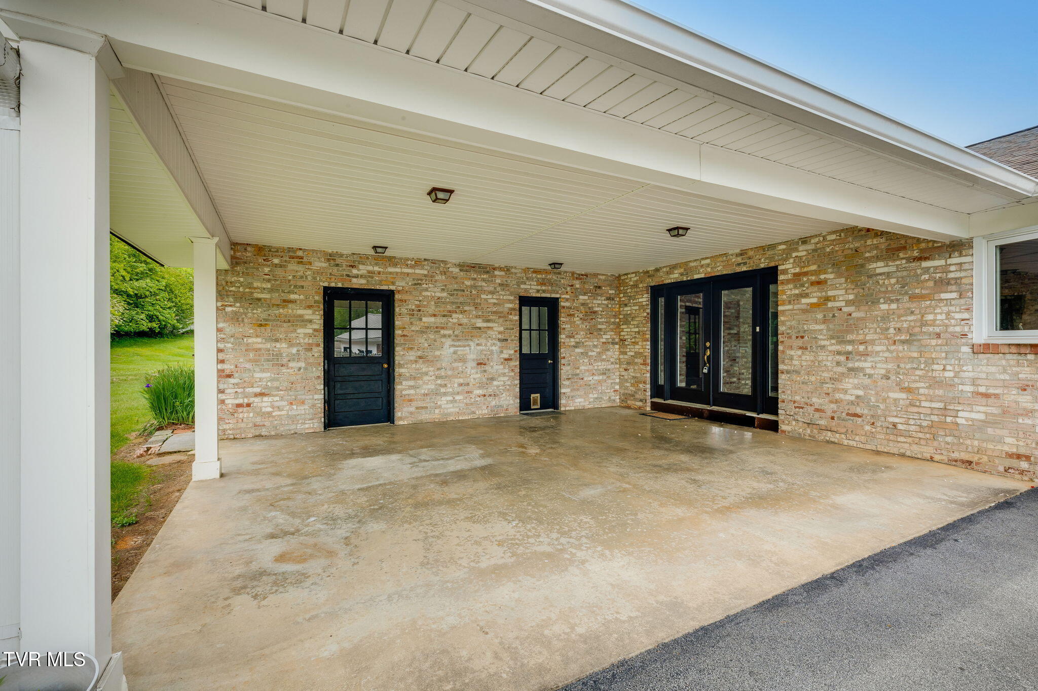 524 Robindale Lane, Kingsport, Tennessee image 6