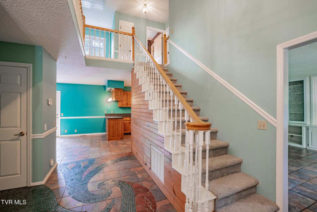 Photo of 146 El Bowers Road, Elizabethton, TN 37643 (MLS # 9996857)