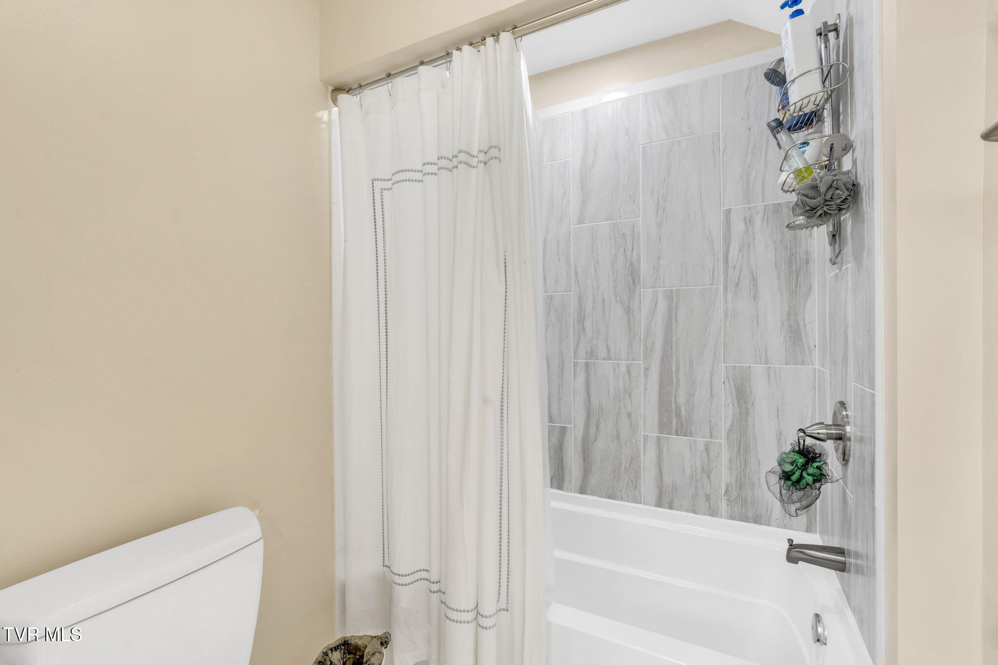 3402 Honeywood Drive, Johnson City, Tennessee image 46